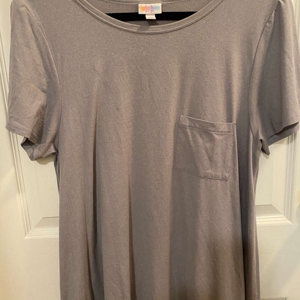 LuLaRoe Gray Short Sleeve Tee